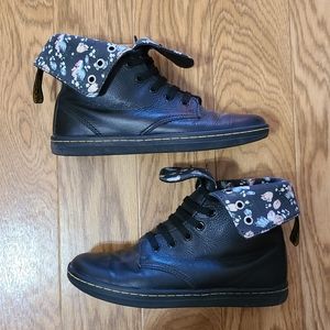 Dr Marten Stratford Boot w/ Floral Inside